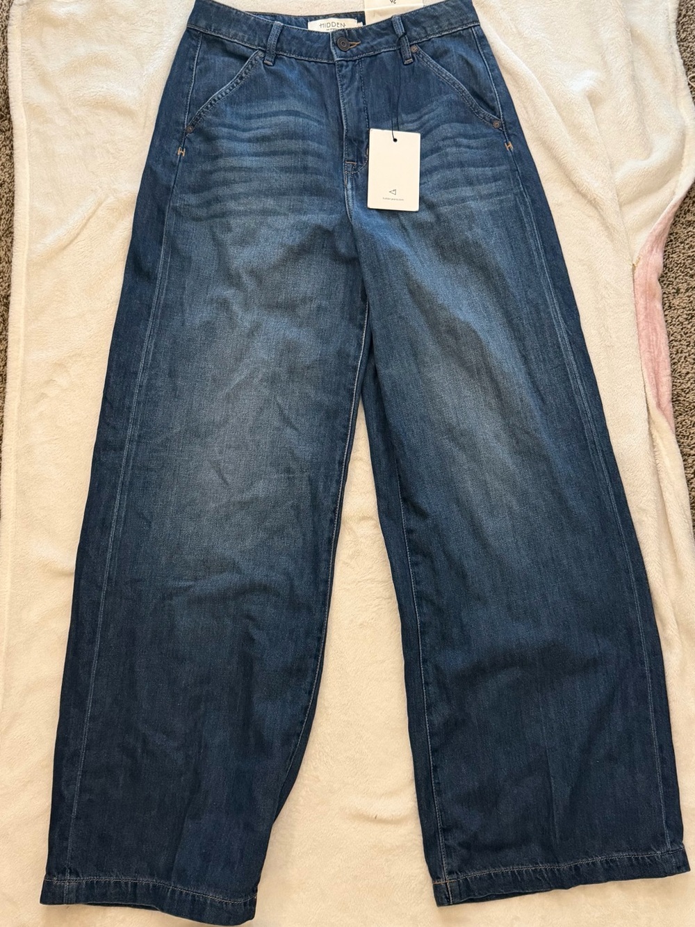 High-Rise Wide Leg Jeans in Dark Blue Denim